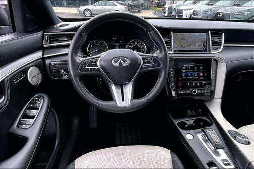 2025 INFINITI QX55 ESSENTIAL