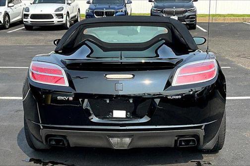 2007 Saturn Sky Red Line