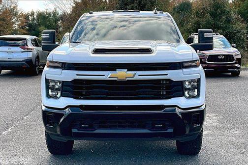 2024 Chevrolet Silverado 2500 Custom