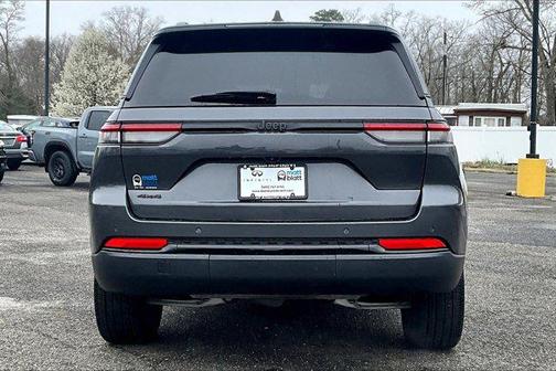 2024 Jeep Grand Cherokee Altitude