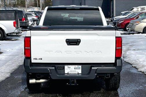 2025 Toyota Tacoma SR