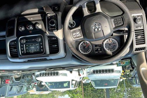 2015 RAM 1500 Tradesman/Express