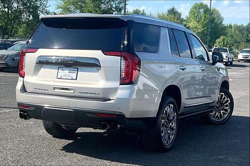 Pearl Beige Metallic 2023 GMC Yukon Denali Ultimate