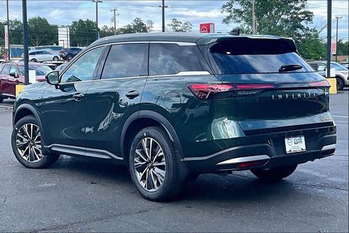 Deep Emerald 2027 INFINITI QX60 LUXE AWD