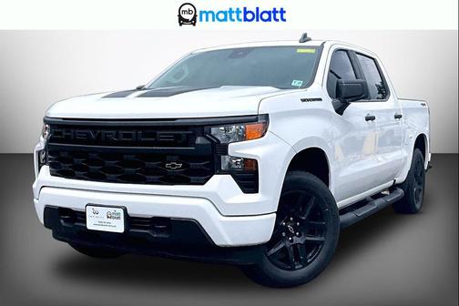 Summit White 2022 Chevrolet Silverado 1500 Custom