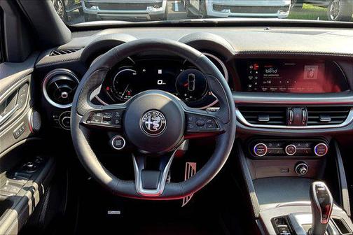 2024 Alfa Romeo Stelvio Veloce AWD