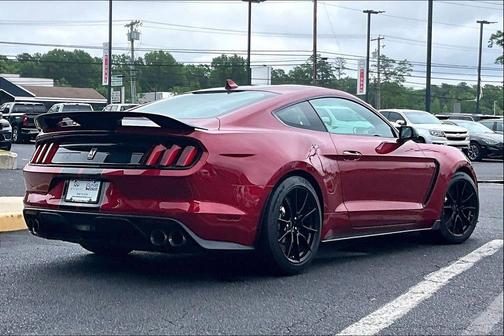Rapid Red Metallic Tinted Clearcoat 2020 Ford Shelby GT350 Base