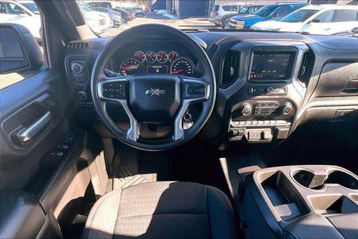 2022 Chevrolet Silverado 1500 Custom Trail Boss