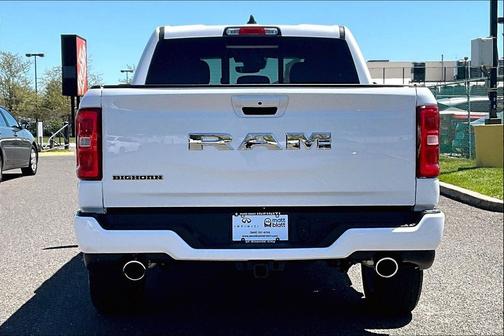 Bright White Clearcoat 2026 RAM 1500 Big Horn/Lone Star