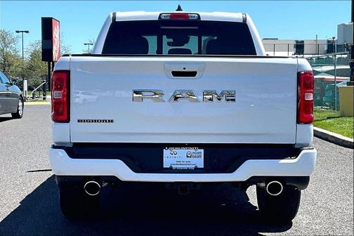 Bright White Clearcoat 2026 RAM 1500 Big Horn/Lone Star
