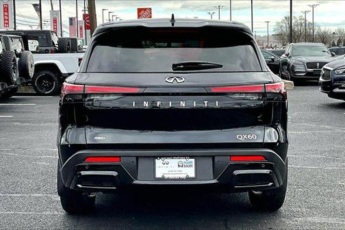 2025 INFINITI QX60 Pure