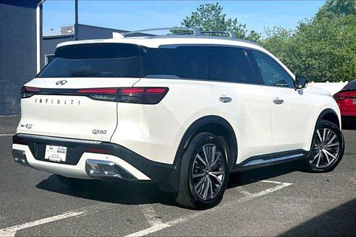 Majestic White 2022 INFINITI QX60 SENSORY