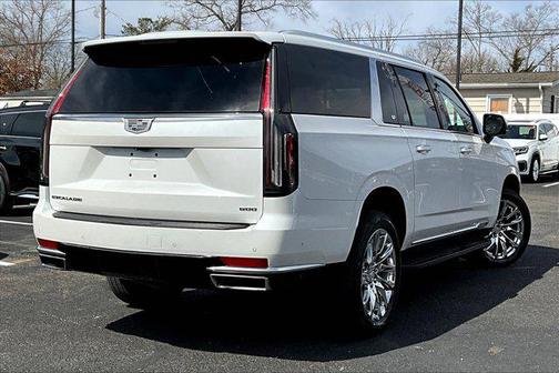 2023 Cadillac Escalade ESV Premium Luxury