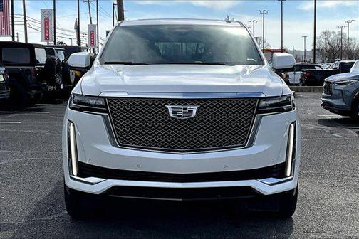 2023 Cadillac Escalade ESV Premium Luxury