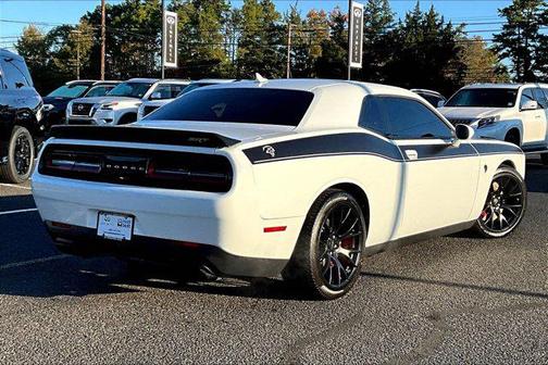 2015 Dodge Challenger SRT Hellcat