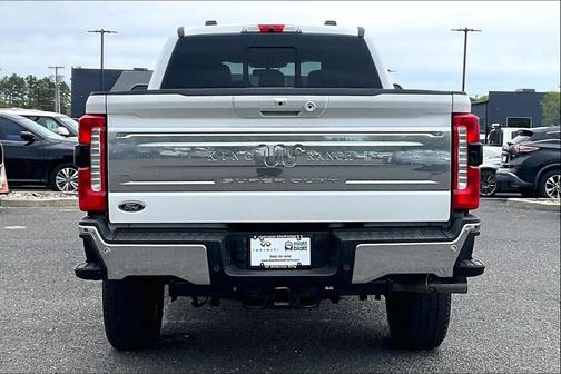 Star White Metallic Tri-Coat 2025 Ford F-250 King Ranch