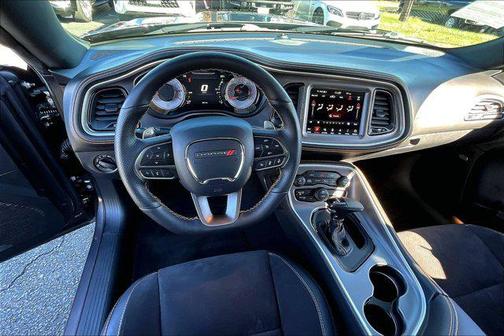 2022 Dodge Challenger R/T Scat Pack Widebody