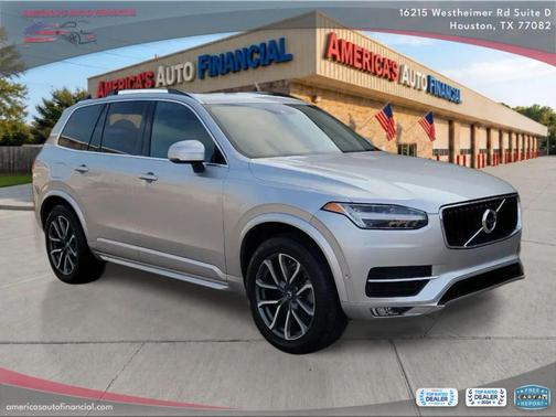 Silver 2018 Volvo XC90 T5 Momentum
