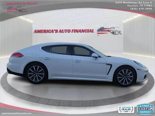 2015 Porsche Panamera 4