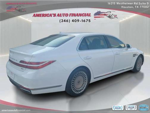 Uyuni White 2021 Genesis G90 Premium