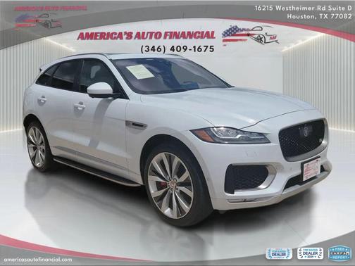 Fuji White 2018 Jaguar F-PACE S