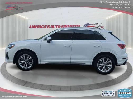 2022 Audi Q3 45 S line Premium