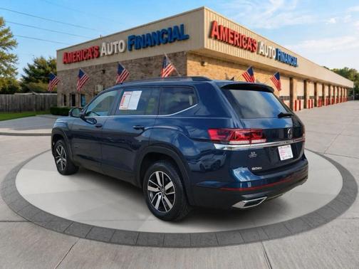 Blue 2022 Volkswagen Atlas 2.0T SE
