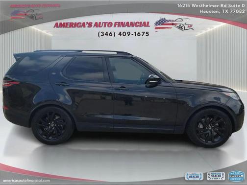 Black 2018 Land Rover Discovery HSE