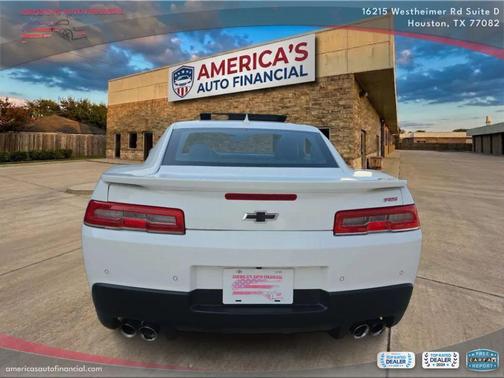 White 2015 Chevrolet Camaro 2LT