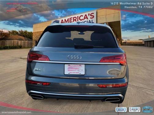 Daytona Gray Pearl Effect 2022 Audi Q5 45 S line Premium
