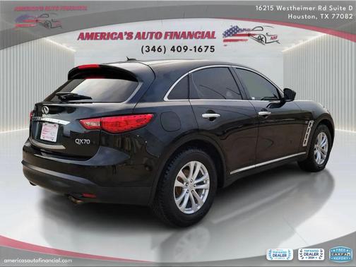 Black 2017 INFINITI QX70 Base