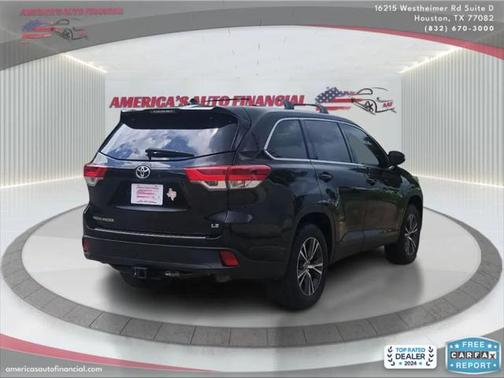 2019 Toyota Highlander LE