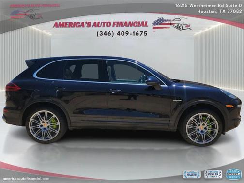 Moonlight Blue Metallic 2016 Porsche Cayenne Cayenne S E-Hybrid