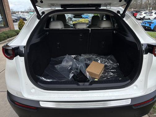 Snowflake White Pearl Mica 2026 Mazda CX-30 2.5 Turbo Premium Plus Package