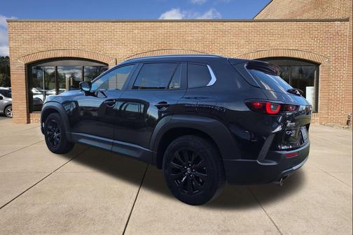 2025 Mazda CX-50 2.5 S Preferred Package