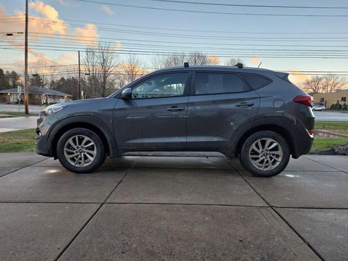 2023 Rivian R1T ADVENTURE