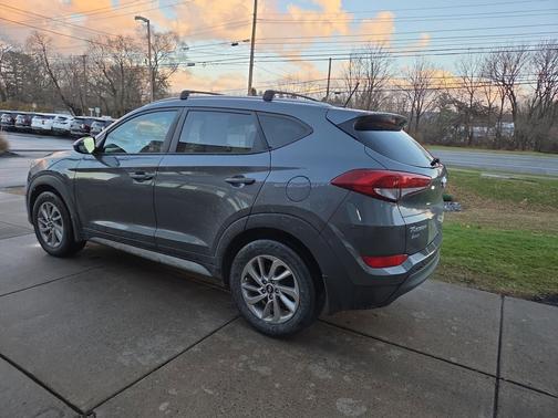 2023 Rivian R1T ADVENTURE