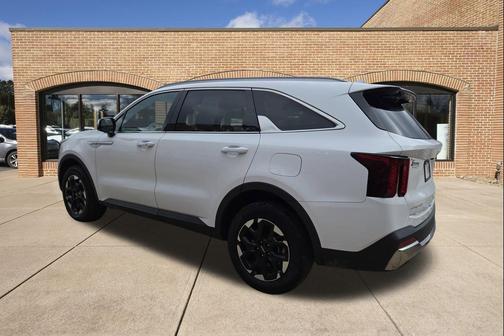 2024 Kia Sorento S
