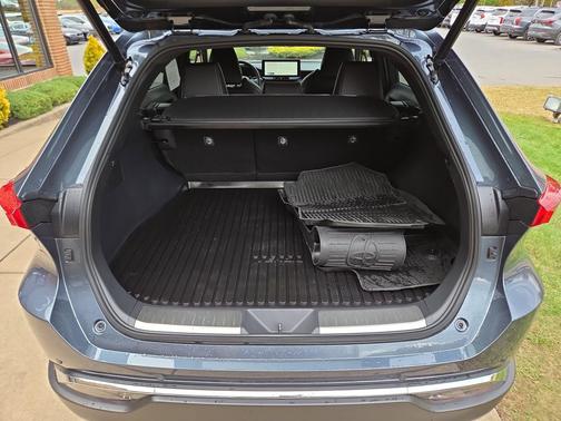 2023 Toyota Venza XLE