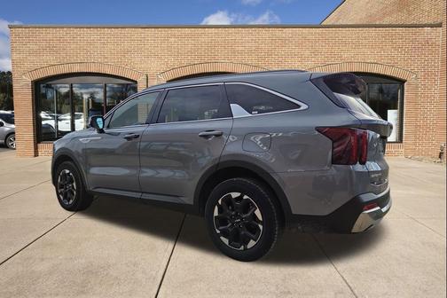 2024 Kia Sorento S