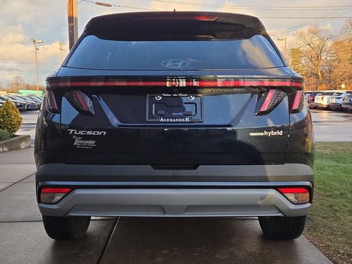 2025 Hyundai TUCSON Hybrid SEL Convenience