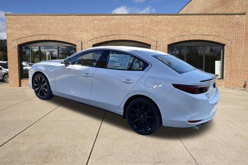 Snowflake White Pearl Mica 2026 Mazda Mazda3 2.5 Turbo AWD