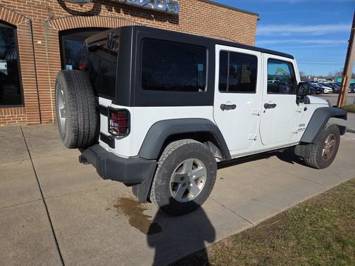 2016 Jeep Wrangler Unlimited Sport