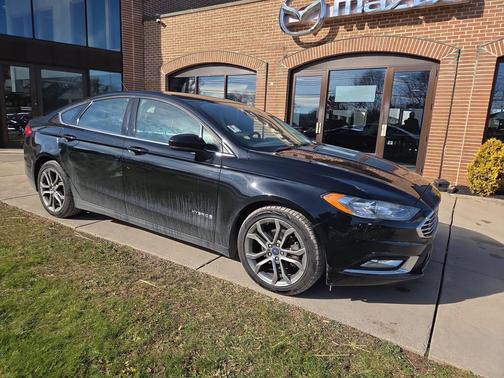 2017 Ford Fusion Hybrid SE