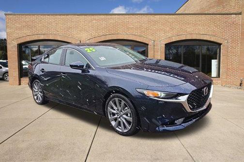 2025 Mazda Mazda3 FWD w/Preferred Package