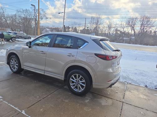 2025 Mazda CX-5 2.5 S Preferred Package