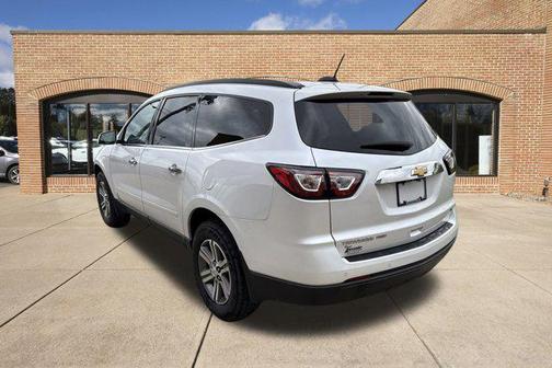 2017 Chevrolet Traverse 2LT
