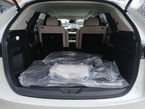 2025 Mazda CX-90 PHEV Premium Plus