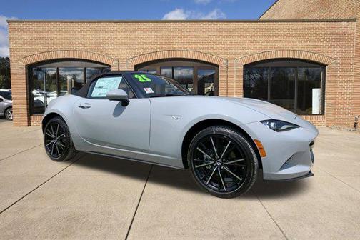 Aero Gray Metallic 2025 Mazda MX-5 Miata Grand Touring