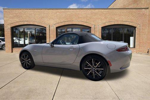 Aero Gray Metallic 2025 Mazda MX-5 Miata Grand Touring
